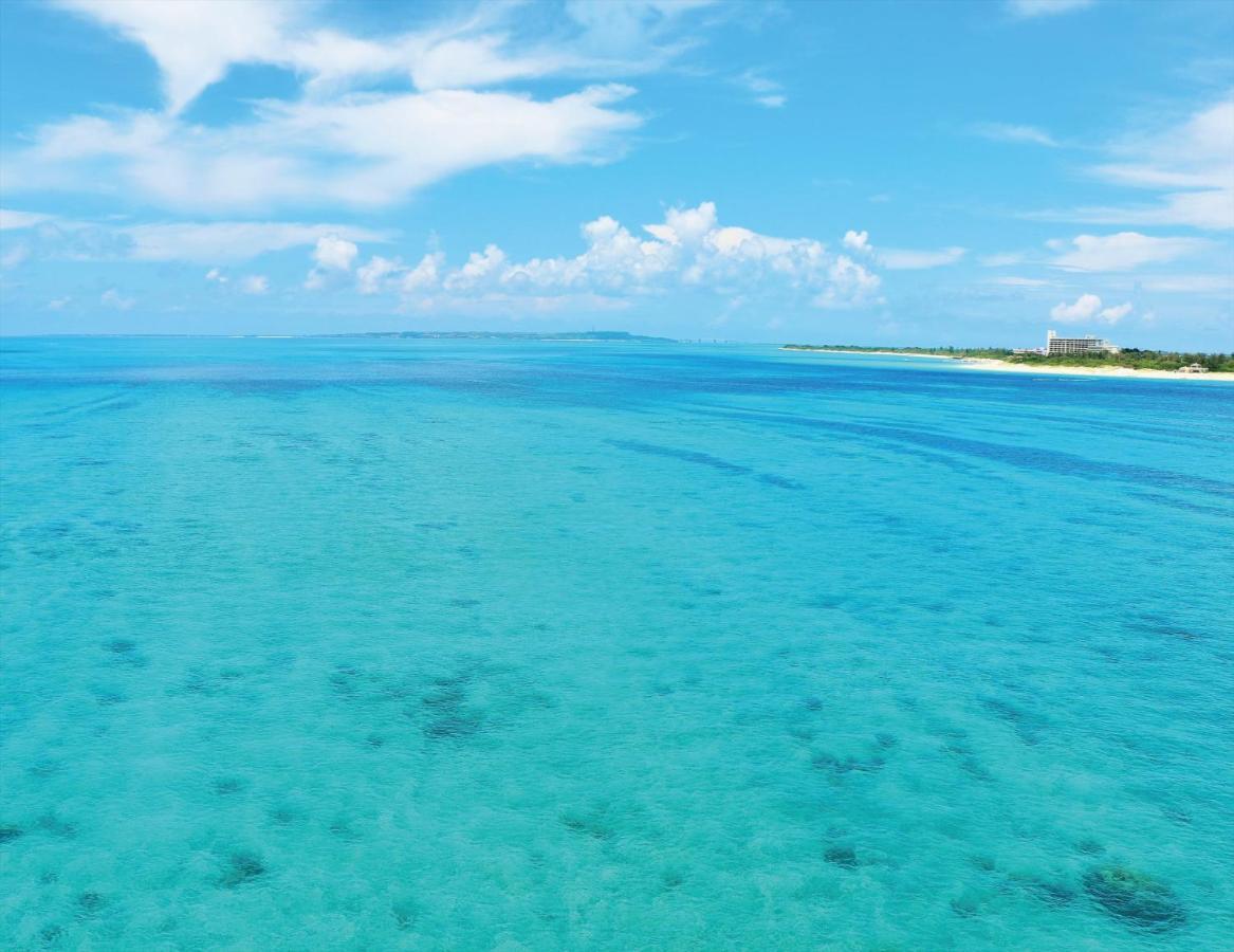 Zoe Resort The Sunset Village Okinawa Чятан Екстер'єр фото