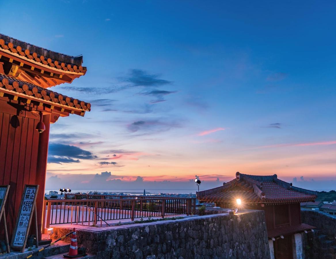 Zoe Resort The Sunset Village Okinawa Чятан Екстер'єр фото