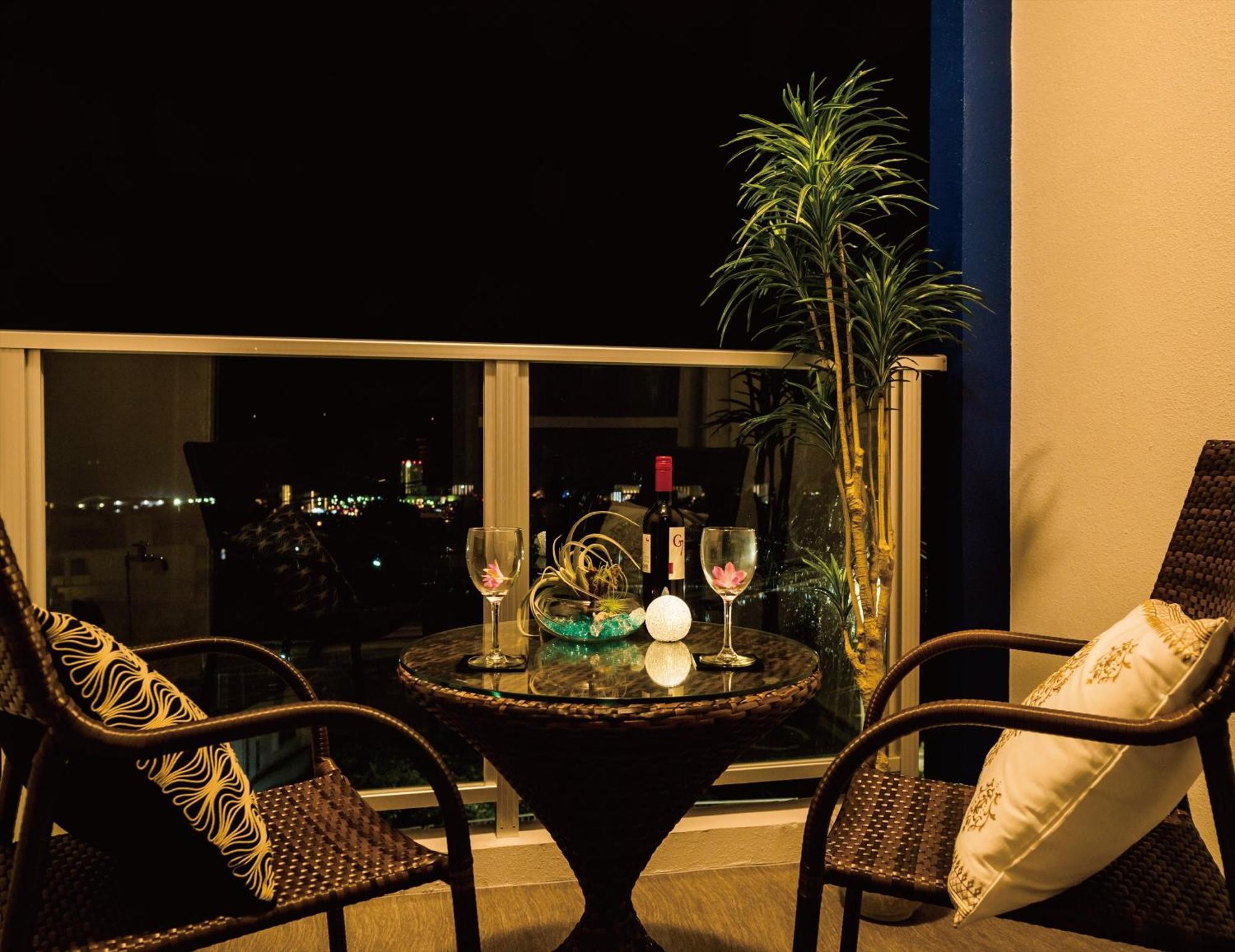 Zoe Resort The Sunset Village Okinawa Чятан Номер фото