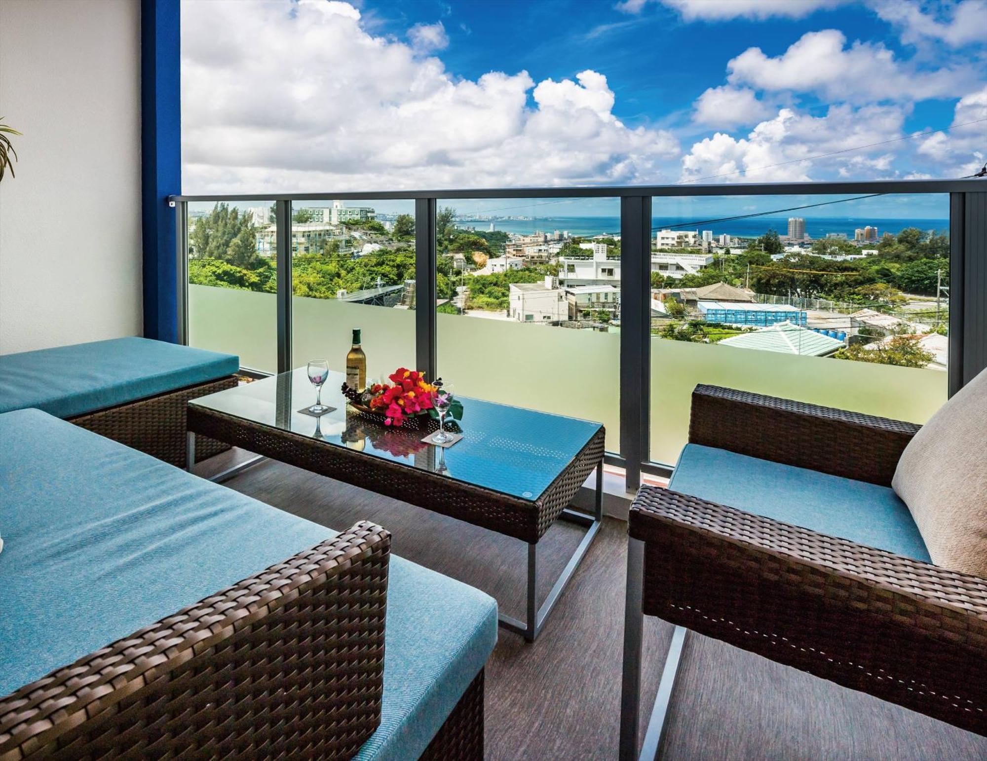 Zoe Resort The Sunset Village Okinawa Чятан Номер фото